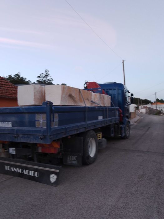 Muros em pedra natural