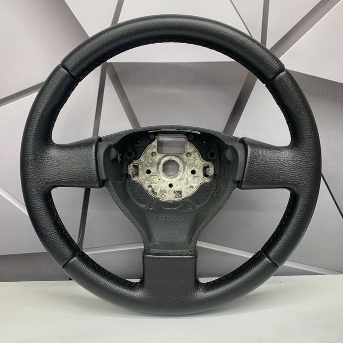 Перетянутий руль до VW Caddy Jetta Golf B6 Passat Polo на обмін
