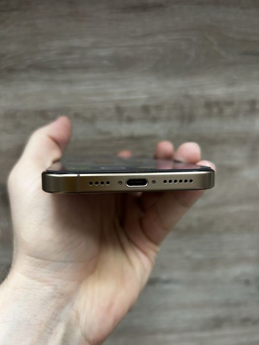 iPhone 16 Pro Max 256Gb Desert Titanium з гарантією