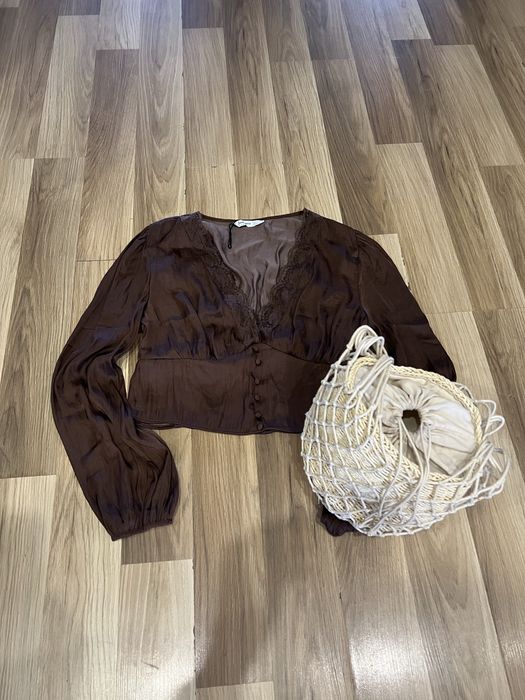 Блуза нова коричнева Stradivarius