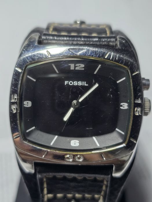 Zegarek Fossil AM-3696 – elegancki, klasyczny model