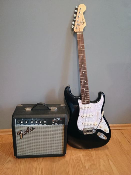 Zestaw gitara Fender Squier Stratocaster piec frontman 15g