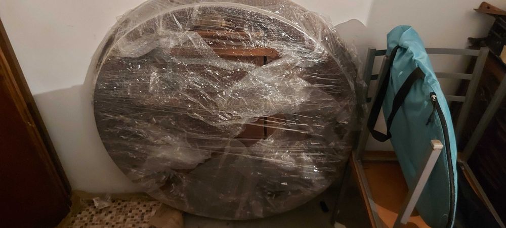 Mesa de Sala Pé de Galo em bom estado
