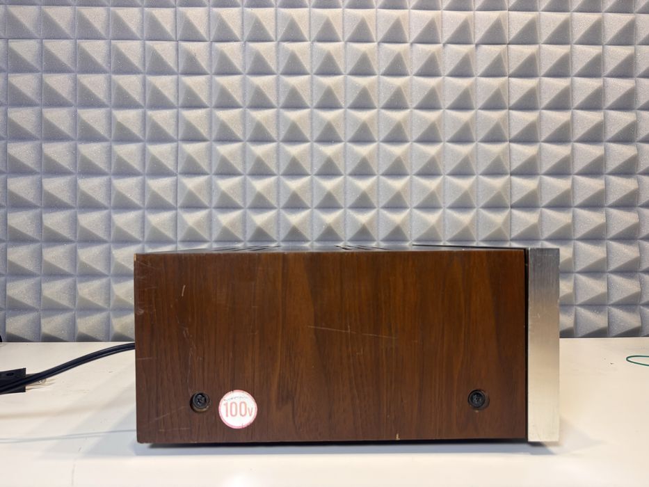 Wzmacniacz Sansui AU 555 A