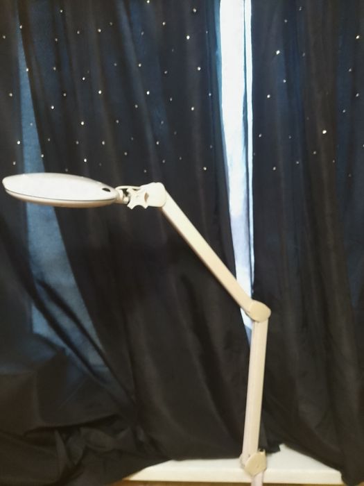 Лампа косметологическая