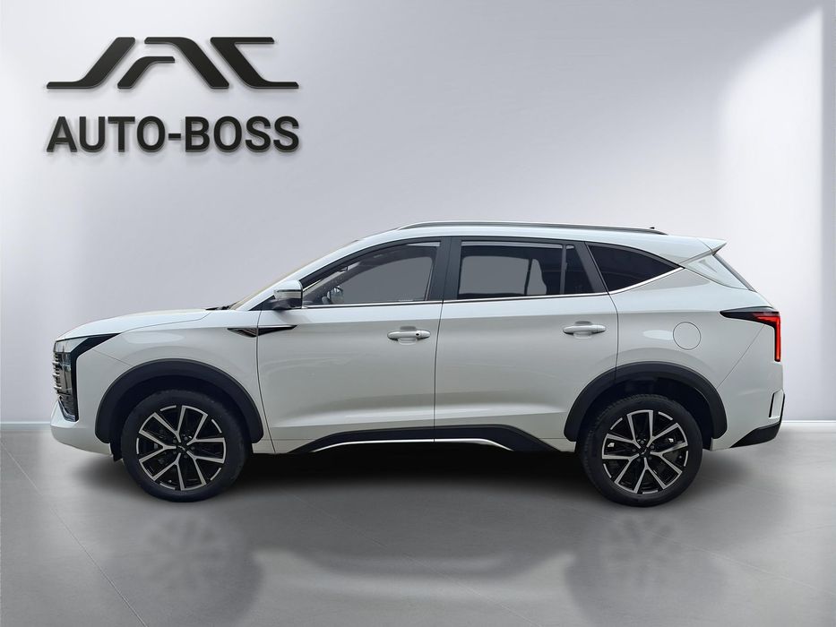 JAC JS8 PRO 1,5 benzyna 175KM automat DCT 7-biegowy SUV