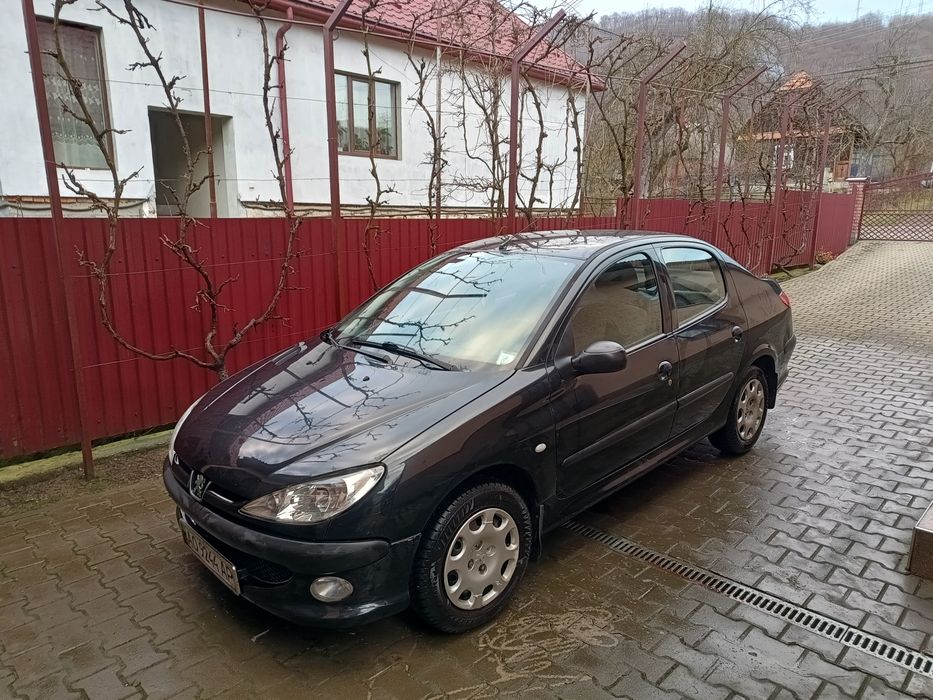 Peugeot 206 Sedan