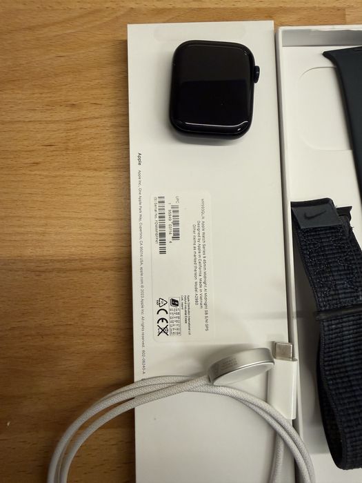 Apple Watch 9 45MM + 2 pulseiras