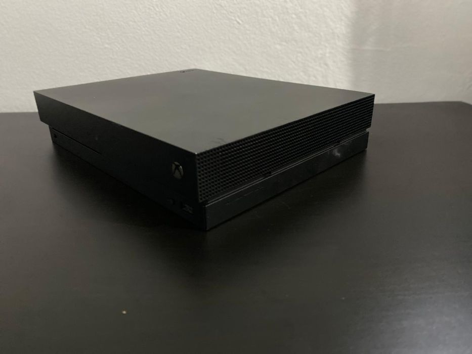 Consola XBOX One X