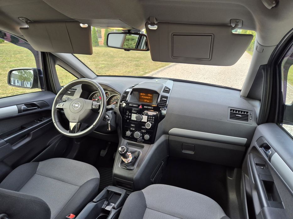 OPEL ZAFIRA B LIFT / 1.8 benzyna 140KM / 2x PDC, klima / 2kpl KÓŁ / Zarej.PL