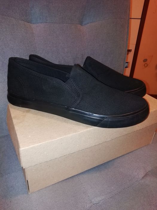 Макасины унисекс новые р. 42