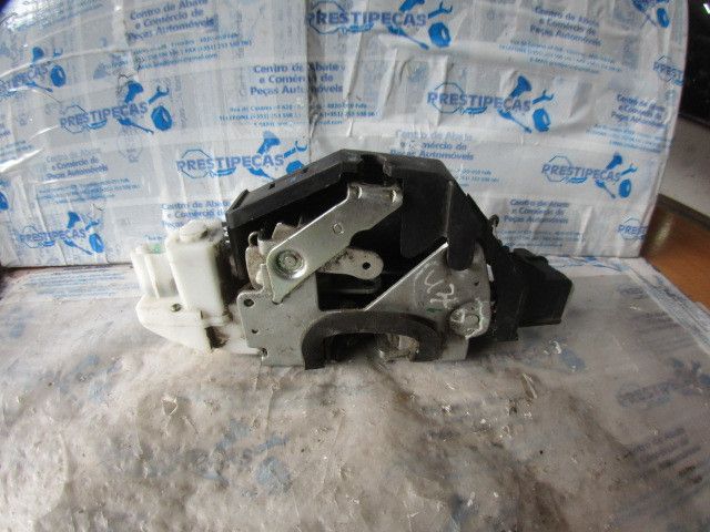 Fechadura / fecho porta frente direito VOLKSWAGEN Fox (5Z1, 5Z3, 5Z4)