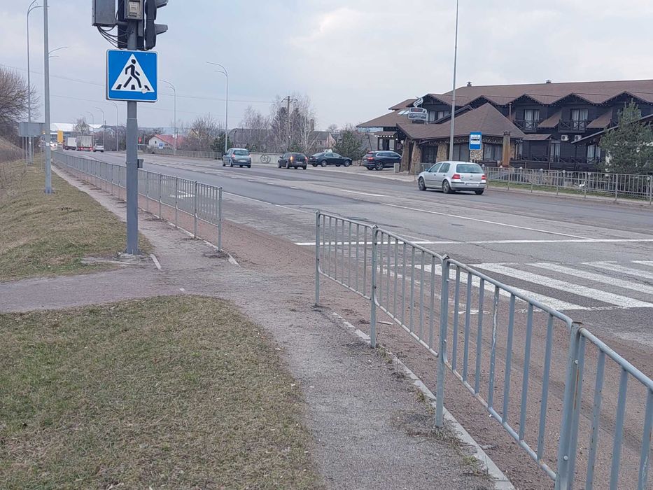 Ділянка для забудови об'єктів придорожного сервісу  об'їздна Колоденка