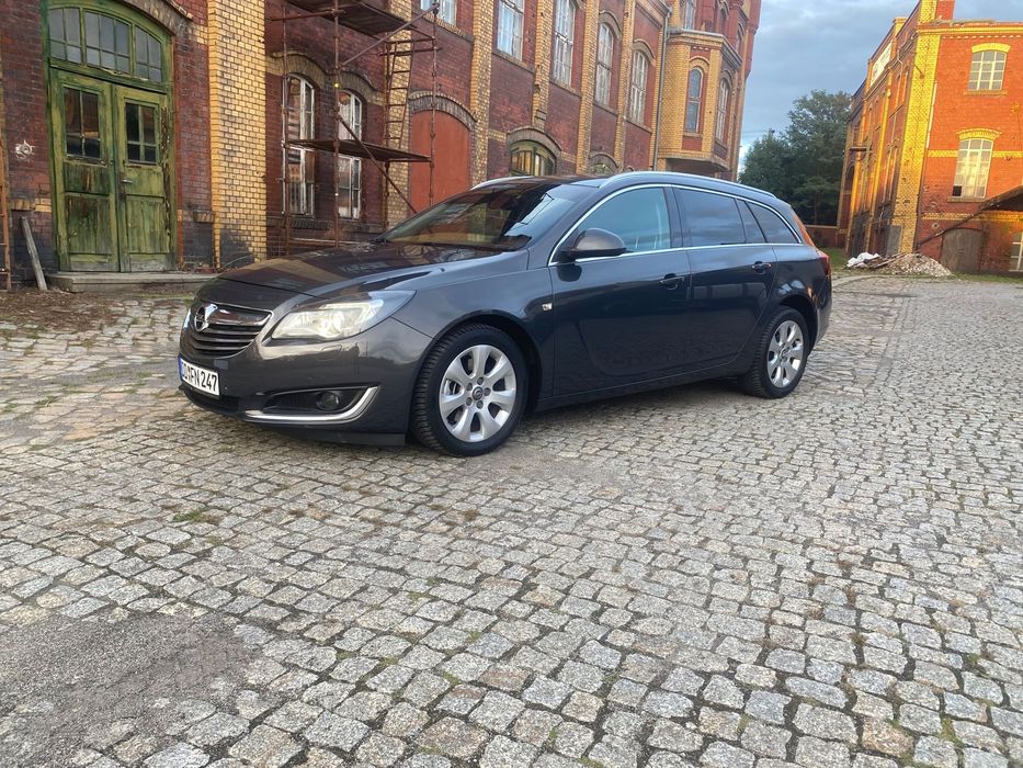 Opel Insignia Bezwypadkowy !!! Serwisowany !!!