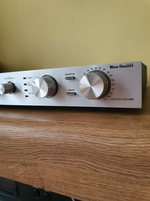 Wzmacniacz grundig SV 2000