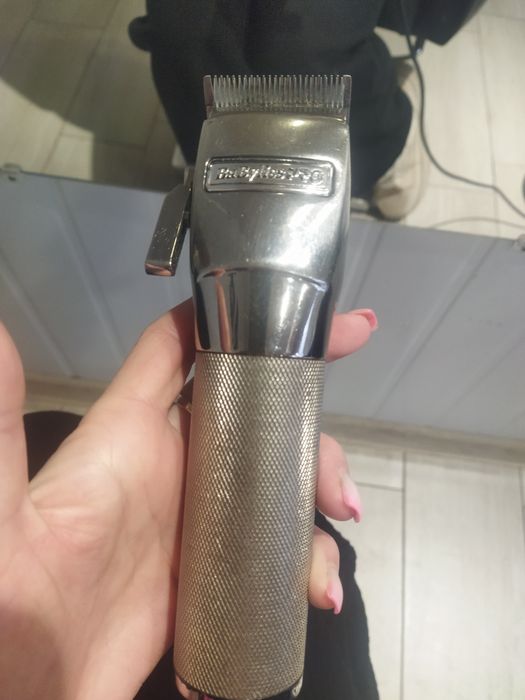 Професійна машинка для стрижки