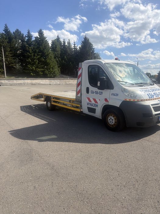 Wynajem lub usluga Auto laweta pomoc drogowa