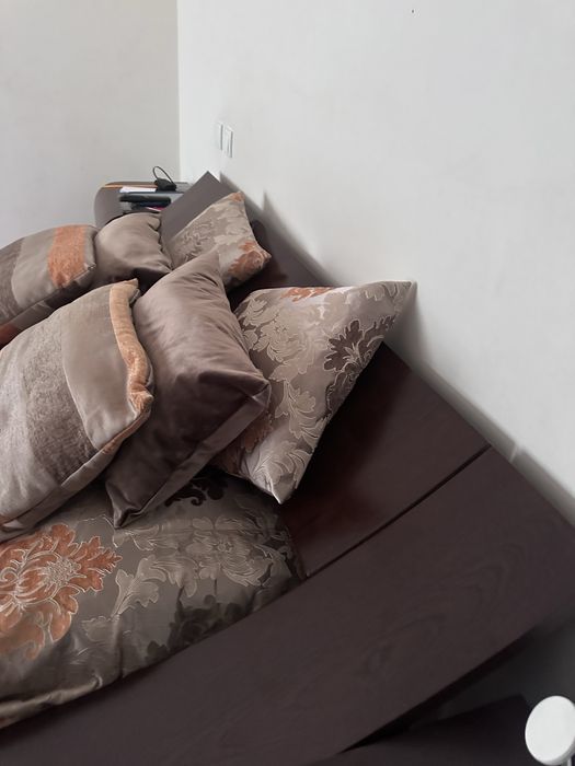 Cama casal excelente estado