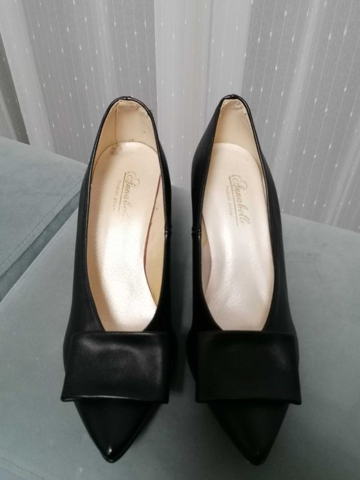 Czółenka r. 38 piękna klasyka!