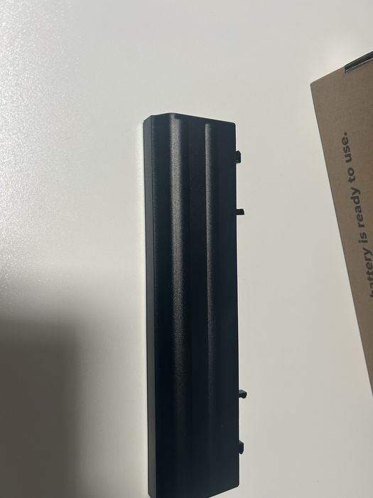 Bateria  para portátil Dell nova sem utilização