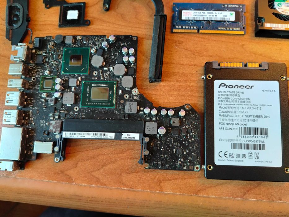 MacBook Pro 13 A1278 (2011) на запчастини / повний комплект під розбір + SSD Pioneer 512GB + Екран