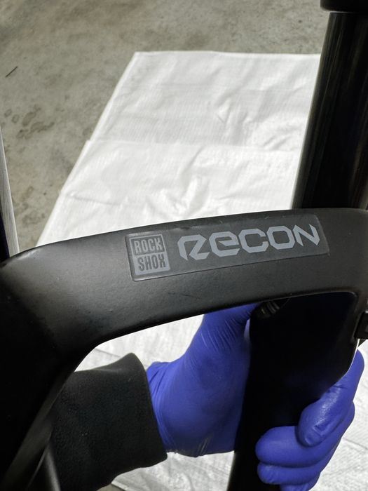 RockShox Recon Solo Air E-MTB 29” 120 mm Boost tapered