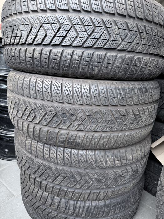 Шини зимові 265/55/19- Pirelli scorpion