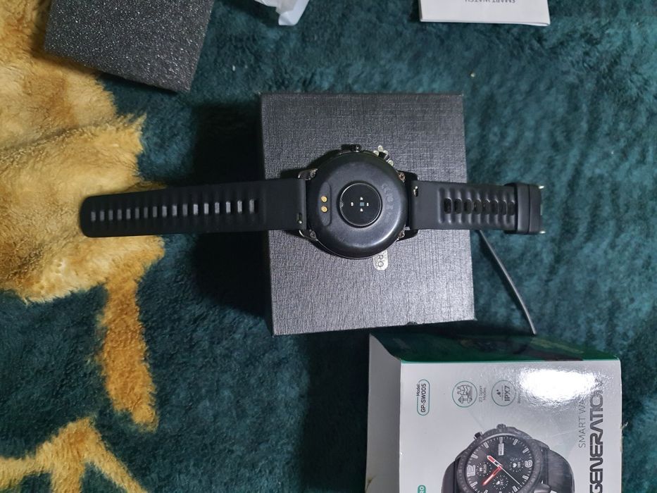 Чоловічий смарт годинник