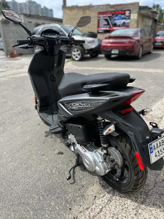 Продається скутер  Piaggio Typhoon 50 4T