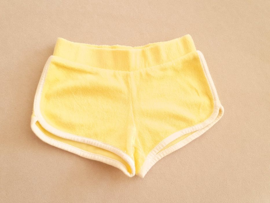Idealne spodenki United Colors of Benetton 56/62 żółte szorty frotte