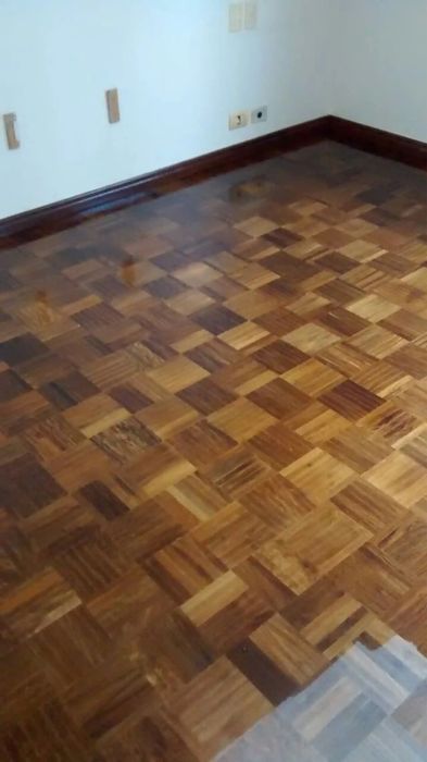 Pavimento parquet usado 120x24mm