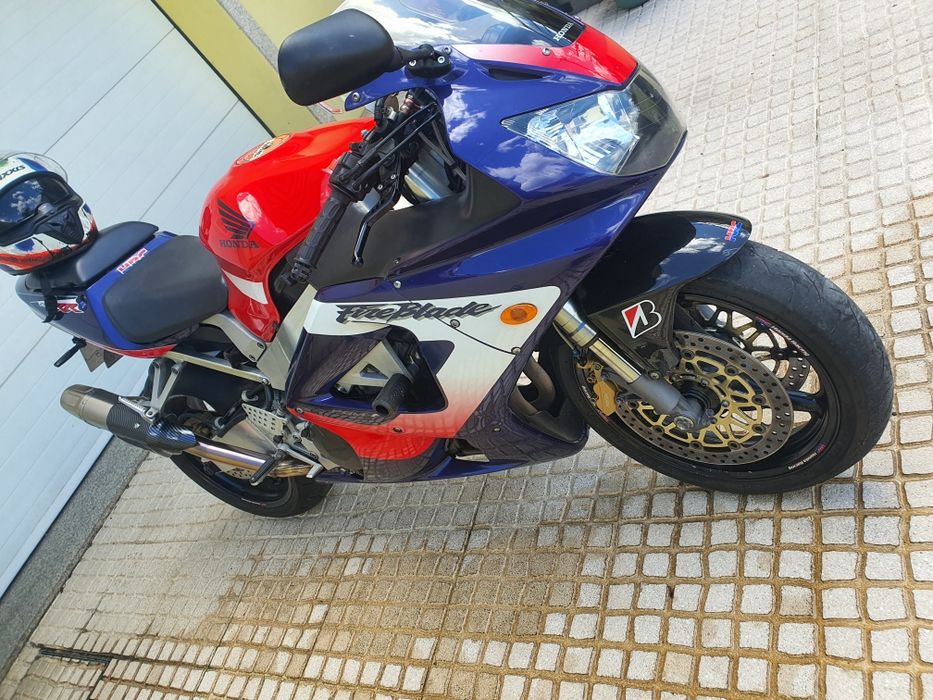 Honda cbr 929rr fireblade