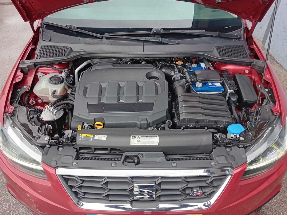 Seat Ibiza 1.6 tdi FR - Nacional ( pequeno sinistro )