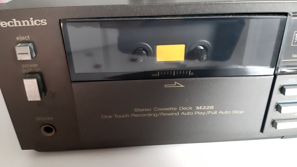 Gravador, leitor de cassetes