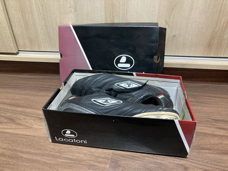 Chuteiras de Futebol - Lacatoni