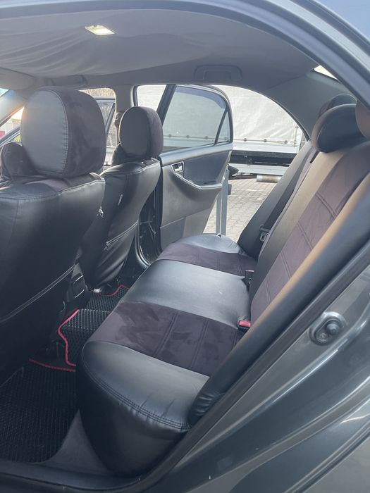 В продаже тойота корола