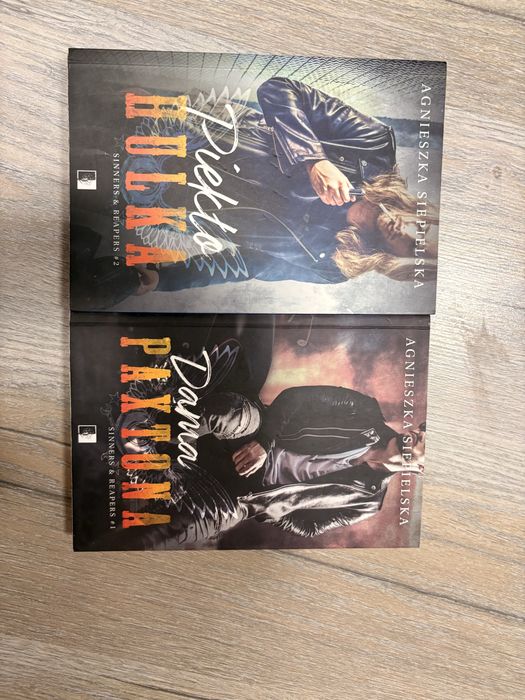 Seria książek sinners and reapers