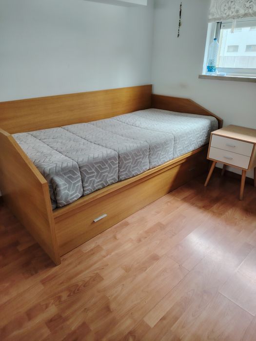 Cama solteiro dupla