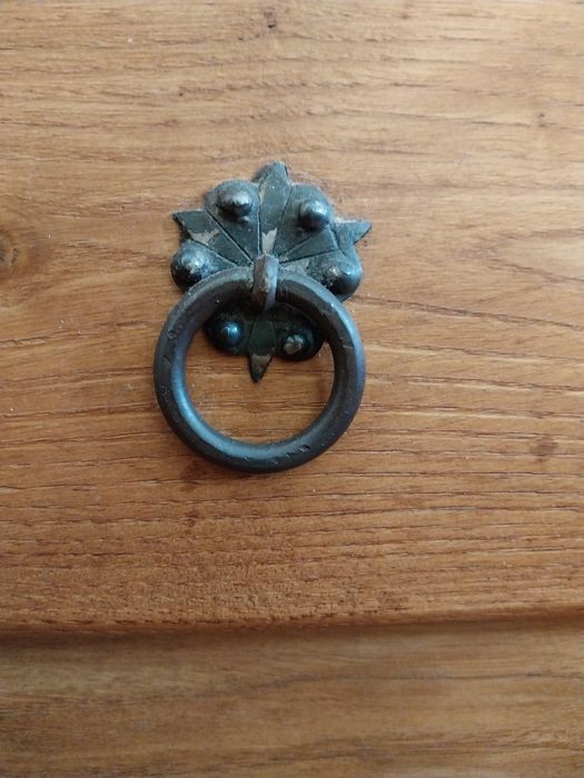 Conjunto de mesas de cabeceira/apoio