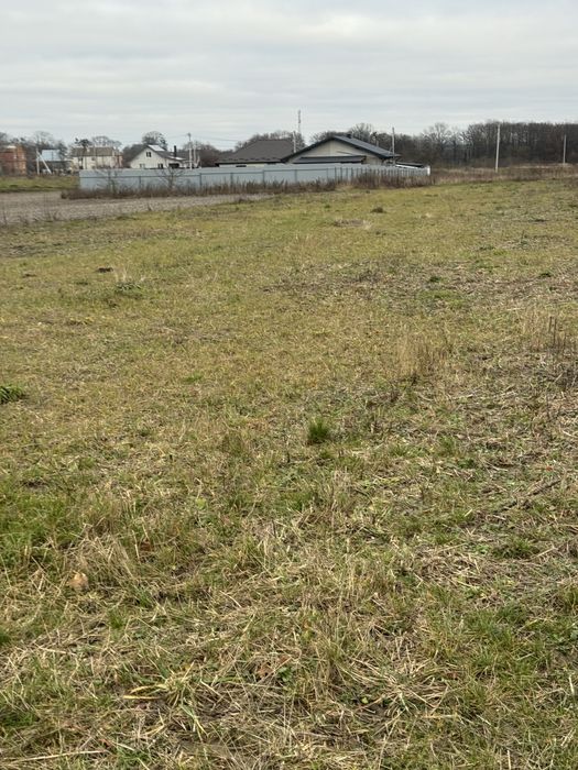 Продам знмельну ділянку