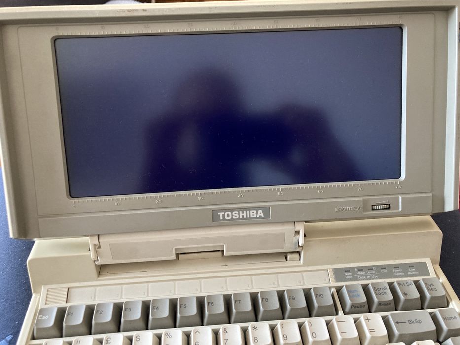 Computador portátil antigo