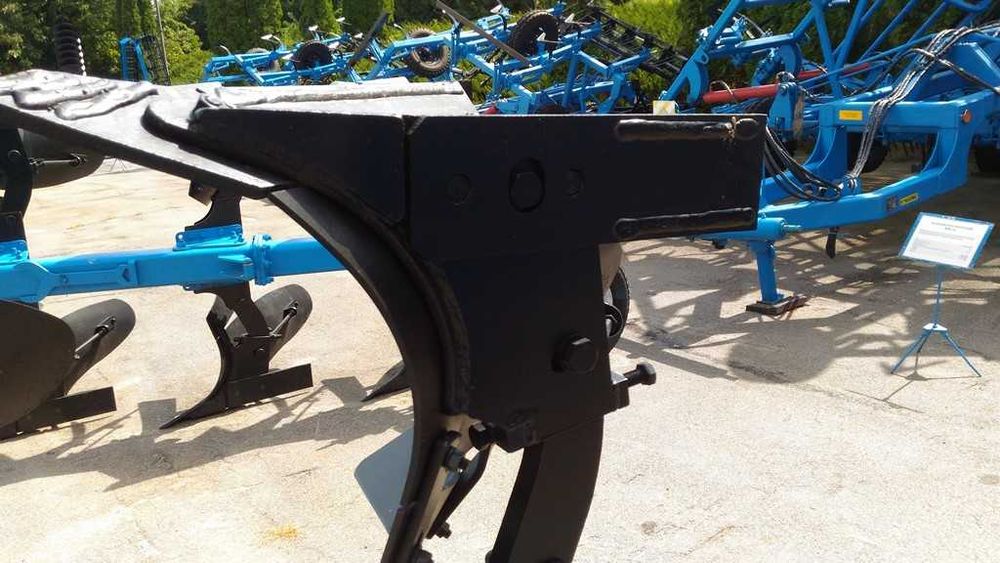 Плуг оборотный навесной ПОН-3 (2+1) для МТЗ-80, ХТЗ "Уманьфермаш"