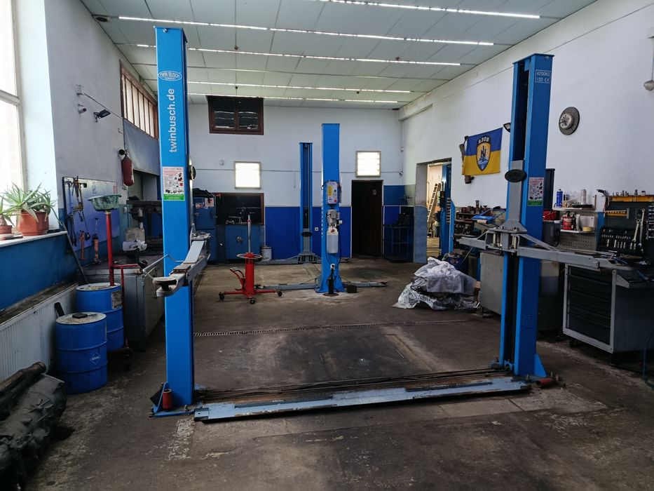 СТО,діюче  з устаткуванням.