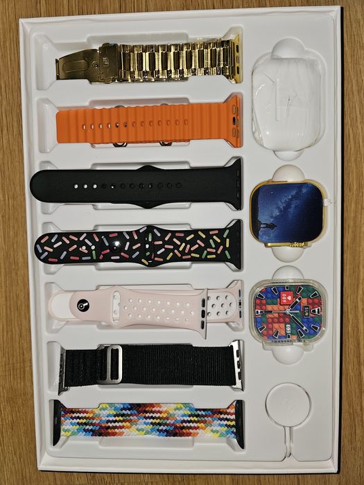 Smartwatch + 7braceletes + earphones
