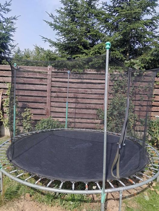 Trampolina 300 cm