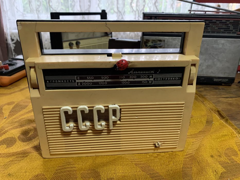 радіоприймач радиоприемник