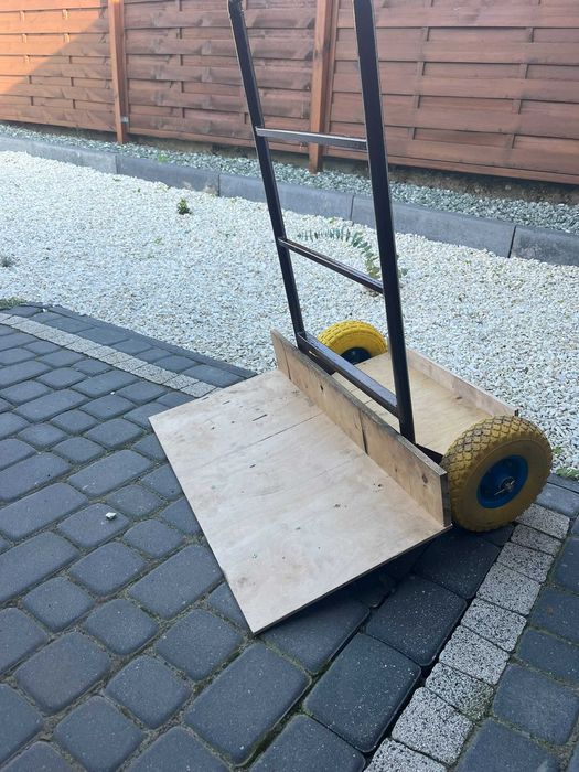 Wózek transportowy magazynowy