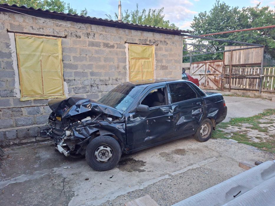 ВАЗ 21101, 1.6л, газ/бензин, 2007, после ДТП