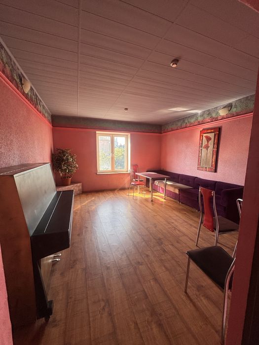 приміщення з ремонтом  в центрі міста під ресторан,магазин,тц