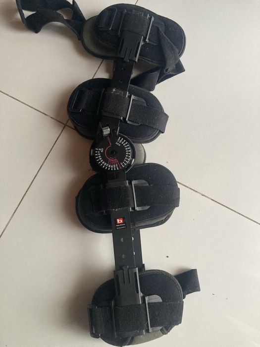 Orteza kolana zegar Bledsoe